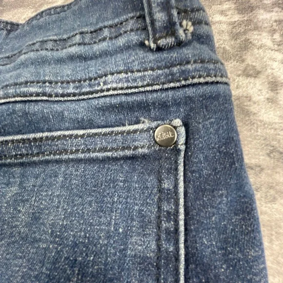 Kuhl Mens 32x32 Denim Klassik Fit Jeans Medium Wash Blue Outdoor Utility Pants - Picture 7 of 12